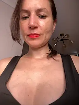 Lisse of striptease online show from June 27, 2026, 1:39 pm