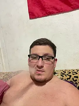luisinnnnnn online show from July 11, 2026, 4:57 am