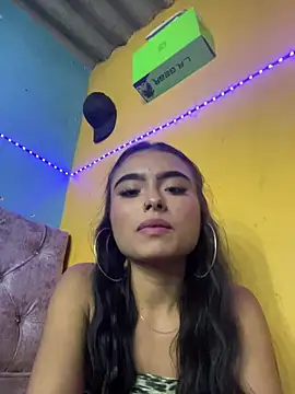 Snapshot of Samantha_098 chatting on June 30, 2026, 3:28 am Samantha 098 online show from June 30, 2026, 3:28 am