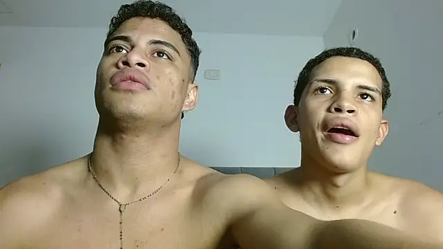Snapshot of Jose_And_Daniel chatting on July 19, 2026, 1:47 am Jose And Daniel online show from July 19, 2026, 1:47 am
