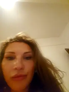 Snapshot of ReginaAna chatting on June 23, 2026, 9:13 pm ReginaAna online show from June 23, 2026, 9:13 pm