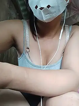 Snapshot of Hiha-nn chatting on July 5, 2026, 4:19 am Hiha-nn online show from July 5, 2026, 4:19 am