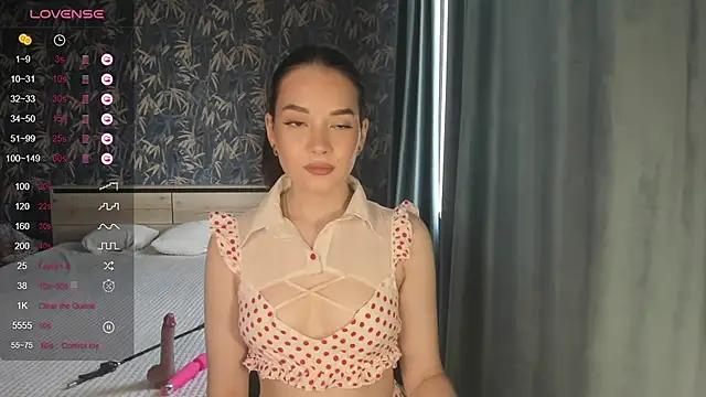 E mil y online show from July 11, 2026, 8:14 am