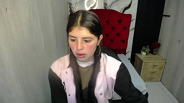 Snapshot of lyssa_blue chatting on June 27, 2026, 12:22 pm lyssa blue online show from June 27, 2026, 12:22 pm