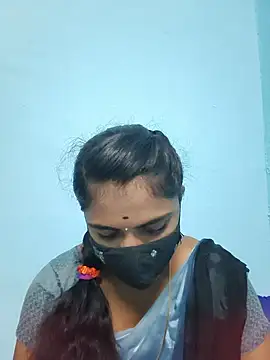 Snapshot of Megavarthinii chatting on June 30, 2026, 1:44 pm Megavarthinii online show from June 30, 2026, 1:44 pm