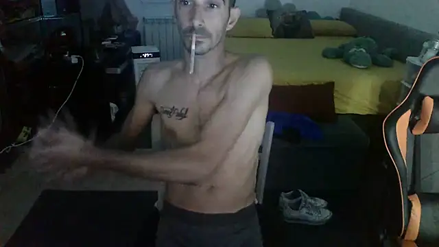 Snapshot of negrstereo chatting on July 13, 2026, 11:31 am negrstereo online show from July 13, 2026, 11:31 am