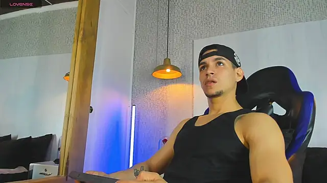 Snapshot of Jamexxx1_ chatting on June 28, 2026, 9:54 pm Jamexxx1 online show from June 28, 2026, 9:54 pm