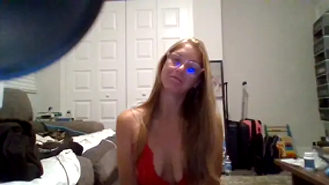 Luna 2698 online show from July 23, 2026, 6:33 am