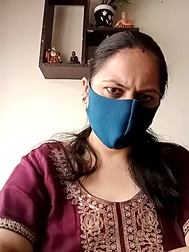 lustyrani online show from June 27, 2026, 7:58 am