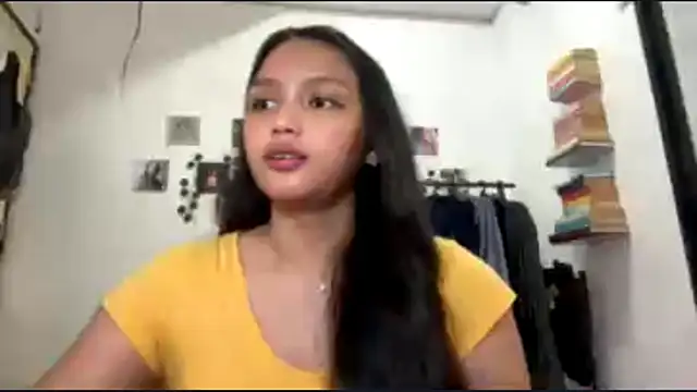 Snapshot of KalaPedrotti chatting on June 29, 2026, 7:59 am KalaPedrotti online show from June 29, 2026, 7:59 am