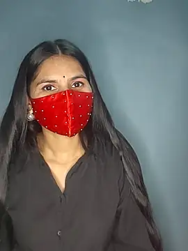 hotriya956 online show from July 9, 2026, 4:39 pm