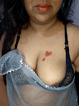 Snapshot of Shakila_Cherry_99 chatting on July 16, 2026, 6:16 pm Shakila Cherry 99 online show from July 16, 2026, 6:16 pm