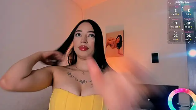 Snapshot of Anthonellasweet__ chatting on July 3, 2026, 3:13 am Anthonellasweet online show from July 3, 2026, 3:13 am