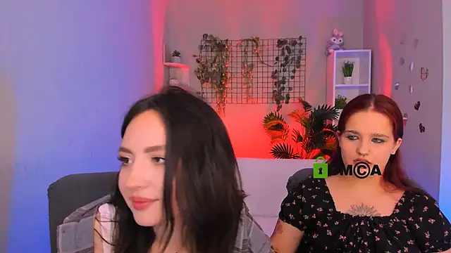 Snapshot of juliet_roseee chatting on July 10, 2026, 1:11 pm juliet roseee online show from July 10, 2026, 1:11 pm