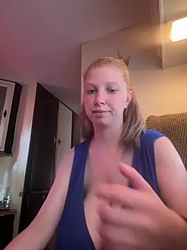 Snapshot of Tits645 chatting on July 13, 2026, 3:22 pm Tits645 online show from July 13, 2026, 3:22 pm