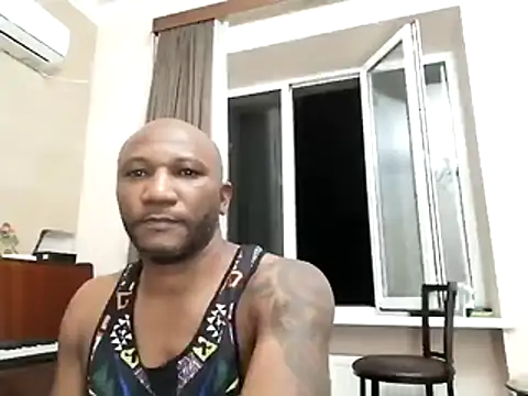 Snapshot of Choco_Man chatting on July 4, 2026, 8:35 pm Choco Man online show from July 4, 2026, 8:35 pm