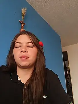Snapshot of LoveShae_69 chatting on July 2, 2026, 7:20 pm LoveShae 69 online show from July 2, 2026, 7:20 pm
