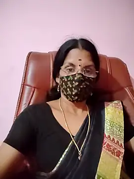 Snapshot of tamil_peenqueen chatting on July 7, 2026, 7:34 am tamil peenqueen online show from July 7, 2026, 7:34 am