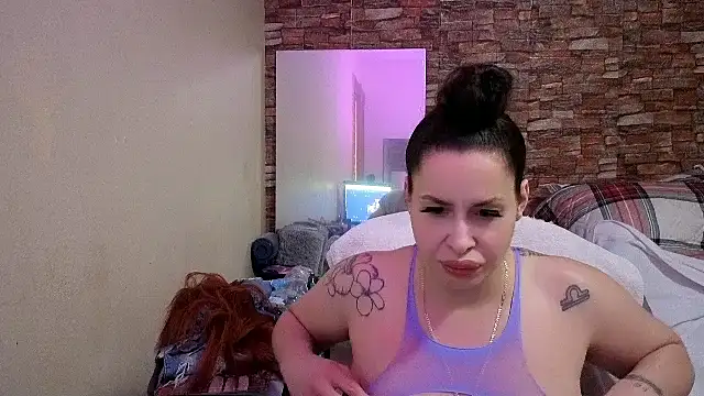 Snapshot of imisamoore69 chatting on February 19, 2026, 1:46 am imisamoore69 online show from February 19, 2026, 1:46 am
