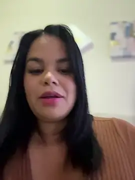 AliceStarshine online show from February 15, 2026, 2:23 am