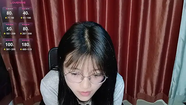 Snapshot of Elowen-6 chatting on July 13, 2026, 2:55 am Elowen-6 online show from July 13, 2026, 2:55 am