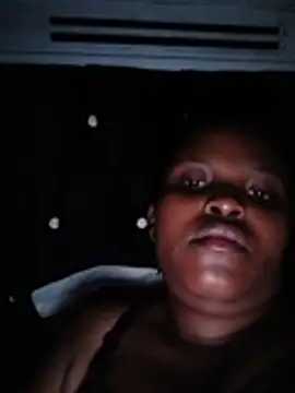 Snapshot of African-Queen1 chatting on July 4, 2026, 9:52 pm African-Queen1 online show from July 4, 2026, 9:52 pm