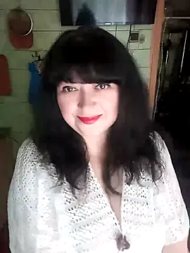 Snapshot of BeautyMilana13 chatting on July 7, 2026, 7:56 am BeautyMilana13 online show from July 7, 2026, 7:56 am