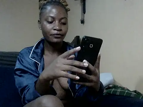 Snapshot of sexybaddie27 chatting on July 11, 2026, 5:57 pm sexybaddie27 online show from July 11, 2026, 5:57 pm