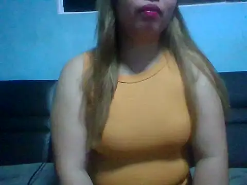 scarlette69xx online show from July 6, 2026, 1:40 pm