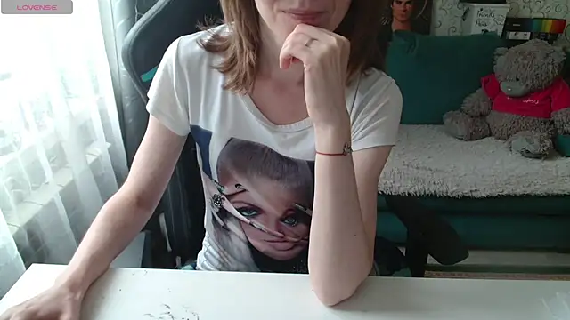   Alisa   online show from July 7, 2026, 2:42 pm
