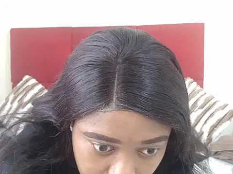 Snapshot of TyraHotxxxx chatting on July 13, 2026, 12:37 pm TyraHotxxxx online show from July 13, 2026, 12:37 pm