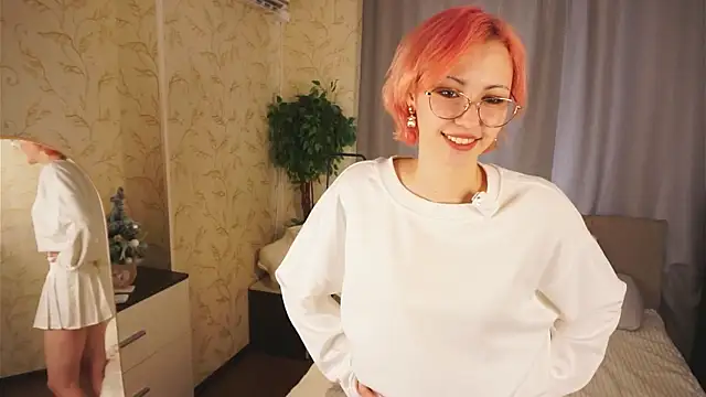 Snapshot of ErmelindaRottner chatting on July 12, 2026, 6:47 am ErmelindaRottner online show from July 12, 2026, 6:47 am