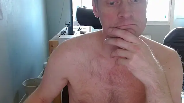 AbleLadybird76 online show from July 8, 2026, 11:33 am
