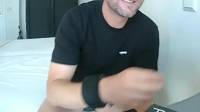Snapshot of lars_lussurioso chatting on July 11, 2026, 2:50 pm lars lussurioso online show from July 11, 2026, 2:50 pm