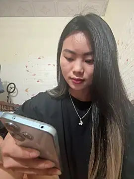 Snapshot of Lynk2xx chatting on July 9, 2026, 1:32 pm Lynk2xx online show from July 9, 2026, 1:32 pm