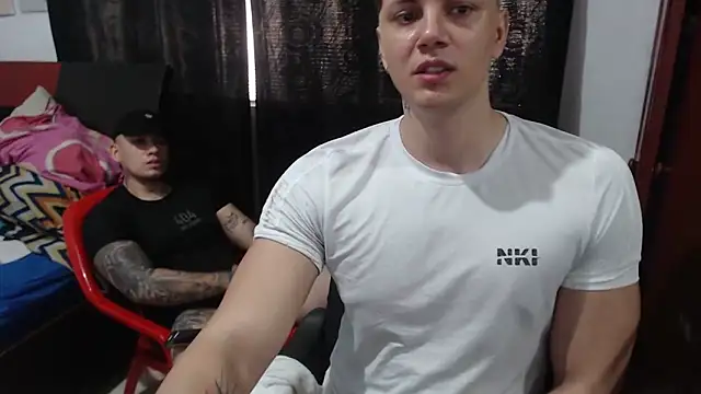 Snapshot of kike_energy chatting on September 17, 2025, 7:38 pm kike energy online show from September 17, 2025, 7:38 pm