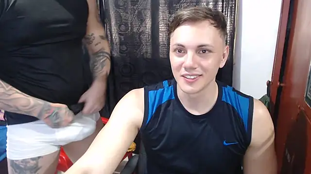 Snapshot of kike_energy chatting on November 12, 2025, 7:29 pm kike energy online show from November 12, 2025, 7:29 pm