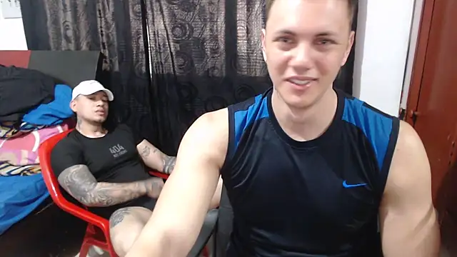 Snapshot of kike_energy chatting on October 3, 2025, 4:08 pm kike energy online show from October 3, 2025, 4:08 pm