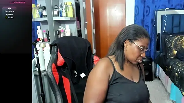 LupeAdams online show from February 11, 2026, 11:26 pm