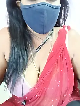 Snapshot of sweetkeerthi chatting on July 13, 2026, 7:07 am sweetkeerthi online show from July 13, 2026, 7:07 am