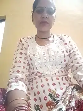 Snapshot of simran_bby chatting on July 18, 2026, 4:54 am simran bby online show from July 18, 2026, 4:54 am