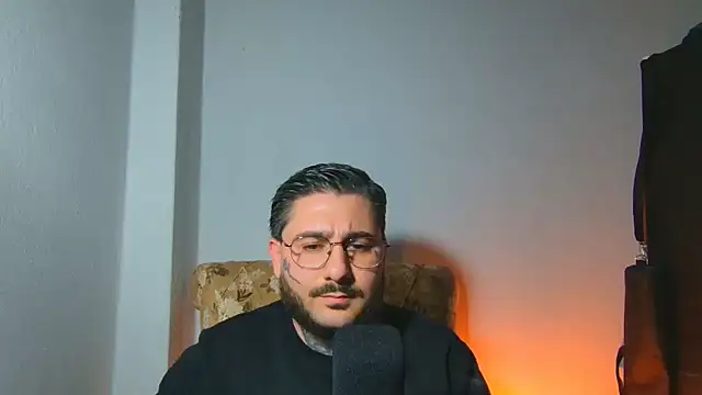 nigthbluezu online show from July 14, 2026, 1:49 am