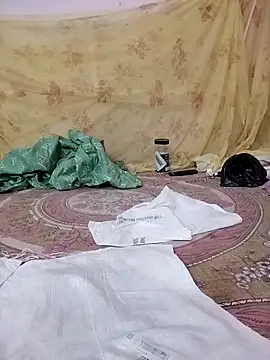 krvinay39 online show from April 8, 2026, 6:37 am