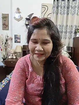 Snapshot of Rose-23 chatting on July 22, 2026, 7:27 pm Rose-23 online show from July 22, 2026, 7:27 pm
