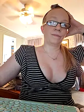 Snapshot of XxMs_StarzxX chatting on January 31, 2025, 4:48 pm XxMs StarzxX online show from January 31, 2025, 4:48 pm