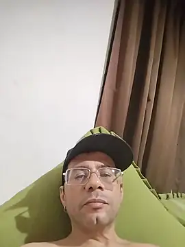 Snapshot of allexpraia chatting on July 16, 2026, 10:29 pm allexpraia online show from July 16, 2026, 10:29 pm
