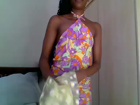 Snapshot of firstlady-queen chatting on July 21, 2026, 6:37 am firstlady-queen online show from July 21, 2026, 6:37 am