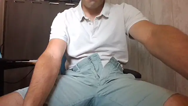 mikebrant01 online show from July 18, 2026, 1:09 pm