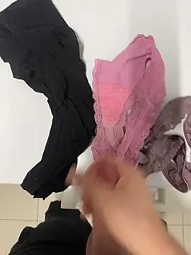 swissboy22 online show from March 15, 2026, 10:44 am