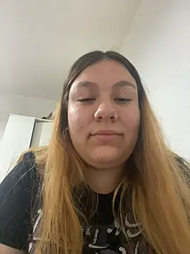 Snapshot of ninaa81 chatting on July 27, 2026, 6:48 pm ninaa81 online show from July 27, 2026, 6:48 pm